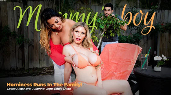 [MommysBoy] Julianna Vega, Casca Akashova (Horniness Runs In The Family / 04.28.2021)